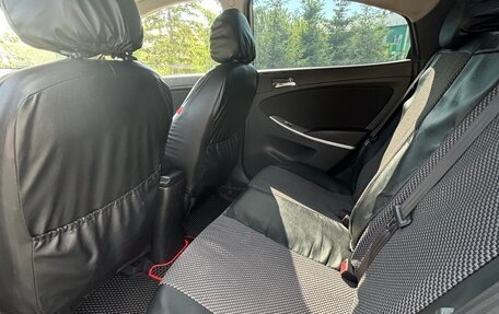 Hyundai Solaris II рестайлинг, 2013 год, 620 000 рублей, 10 фотография