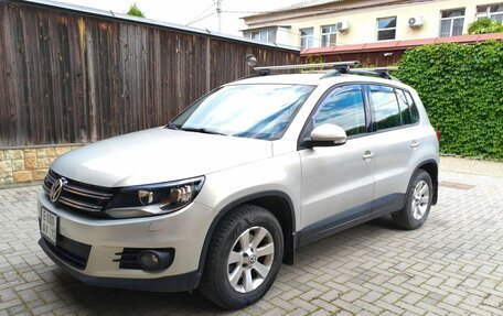 Volkswagen Tiguan I, 2012 год, 1 050 000 рублей, 2 фотография
