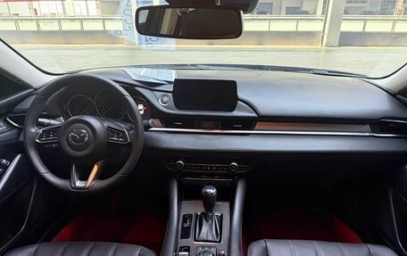 Mazda 6, 2021 год, 1 800 000 рублей, 7 фотография