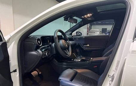 Mercedes-Benz A-Класс, 2022 год, 2 150 000 рублей, 6 фотография