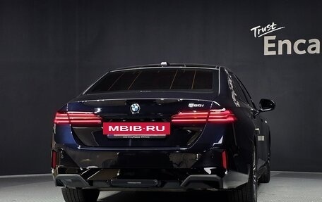 BMW 5 серия, 2024 год, 5 000 000 рублей, 4 фотография