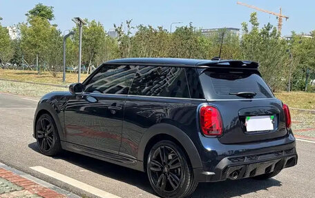 MINI Hatch, 2022 год, 1 630 000 рублей, 5 фотография