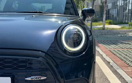 MINI Hatch, 2022 год, 1 630 000 рублей, 2 фотография
