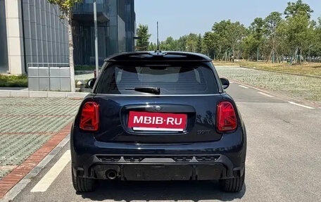 MINI Hatch, 2022 год, 1 630 000 рублей, 8 фотография