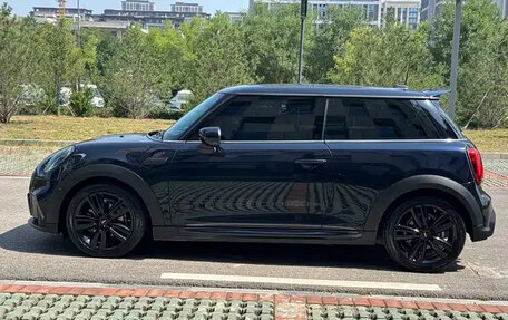 MINI Hatch, 2022 год, 1 630 000 рублей, 6 фотография