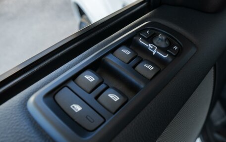 Land Rover Discovery IV, 2013 год, 5 499 000 рублей, 28 фотография