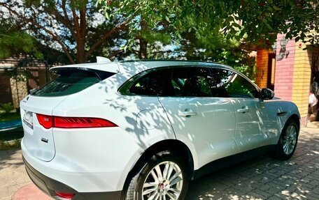 Jaguar F-Pace, 2017 год, 2 950 000 рублей, 5 фотография