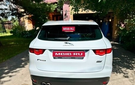 Jaguar F-Pace, 2017 год, 2 950 000 рублей, 3 фотография