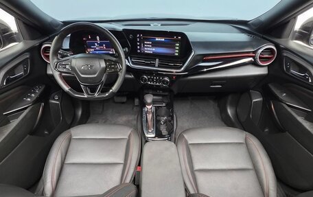 Chevrolet Trax, 2023 год, 1 900 000 рублей, 7 фотография