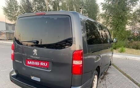 Peugeot Traveller I, 2019 год, 2 050 000 рублей, 3 фотография