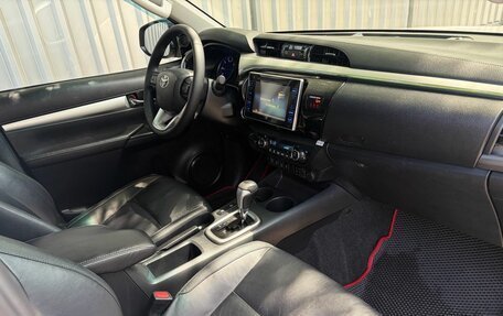 Toyota Hilux VIII, 2016 год, 3 095 900 рублей, 19 фотография