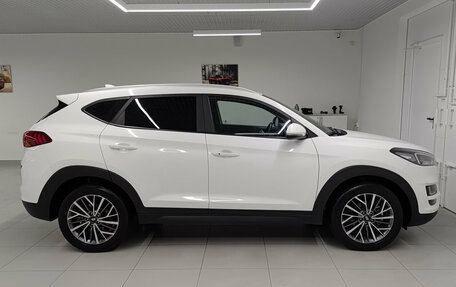 Hyundai Tucson III, 2019 год, 2 070 000 рублей, 4 фотография