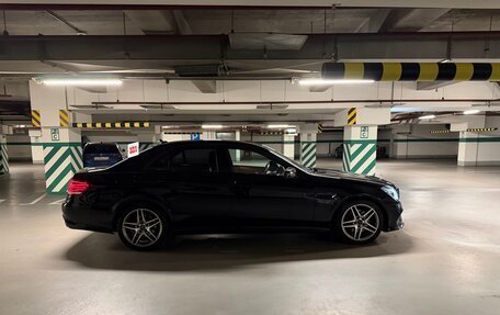 Mercedes-Benz E-Класс, 2015 год, 2 900 000 рублей, 4 фотография
