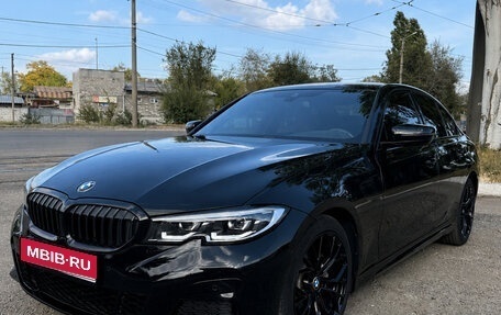 BMW 3 серия, 2021 год, 2 990 000 рублей, 1 фотография