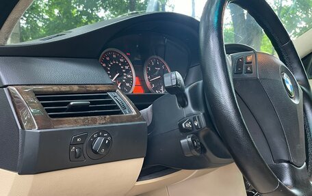 BMW 5 серия, 2006 год, 925 000 рублей, 14 фотография