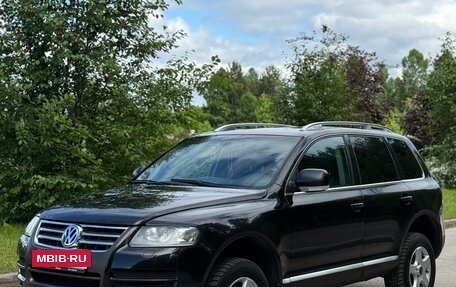 Volkswagen Touareg III, 2006 год, 750 000 рублей, 2 фотография