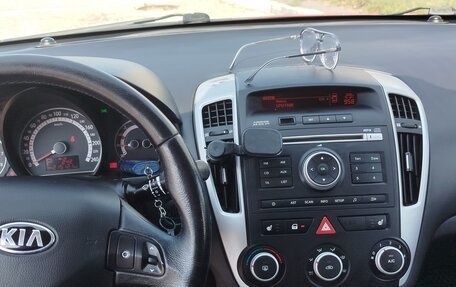KIA cee'd I рестайлинг, 2010 год, 620 000 рублей, 8 фотография