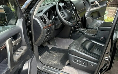Toyota Land Cruiser 200, 2011 год, 3 300 000 рублей, 10 фотография