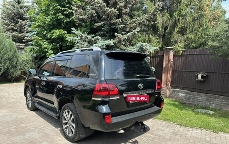 Toyota Land Cruiser 200, 2011 год, 3 300 000 рублей, 4 фотография