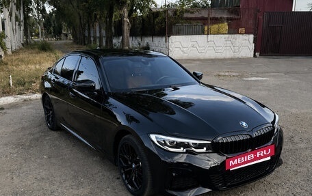 BMW 3 серия, 2021 год, 2 990 000 рублей, 2 фотография