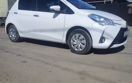 Toyota Vitz, 2018 год, 1 070 000 рублей, 2 фотография