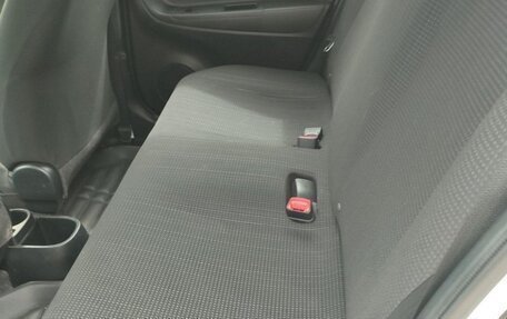 Toyota Vitz, 2018 год, 1 070 000 рублей, 17 фотография