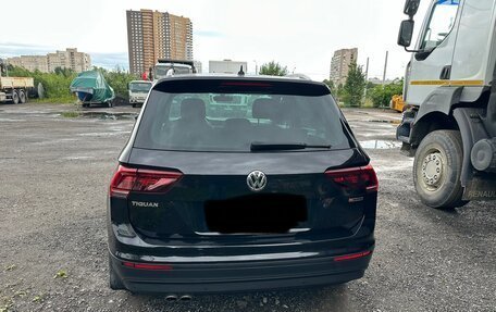Volkswagen Tiguan II, 2018 год, 1 950 000 рублей, 5 фотография