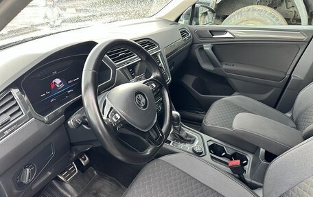 Volkswagen Tiguan II, 2018 год, 1 950 000 рублей, 6 фотография