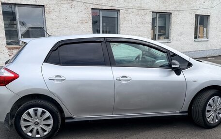 Toyota Auris II, 2010 год, 650 000 рублей, 6 фотография