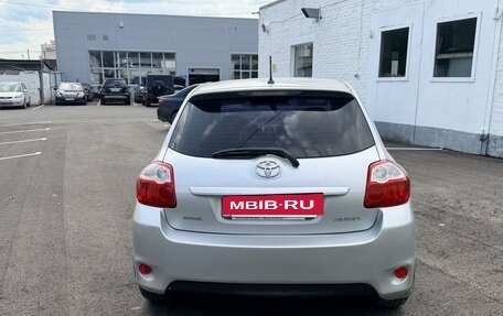 Toyota Auris II, 2010 год, 650 000 рублей, 5 фотография