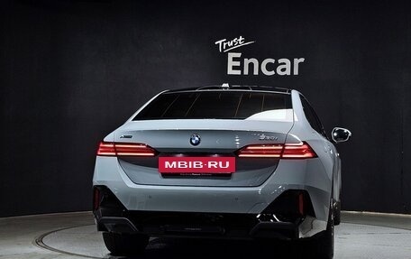 BMW 5 серия, 2024 год, 6 450 000 рублей, 4 фотография