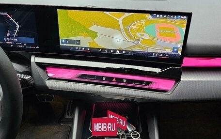BMW 5 серия, 2024 год, 6 450 000 рублей, 20 фотография