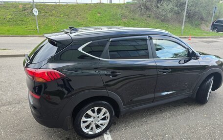 Hyundai Tucson III, 2018 год, 1 760 000 рублей, 3 фотография