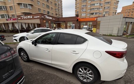 Mazda 3, 2017 год, 1 500 000 рублей, 4 фотография