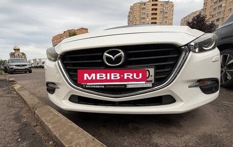 Mazda 3, 2017 год, 1 500 000 рублей, 2 фотография