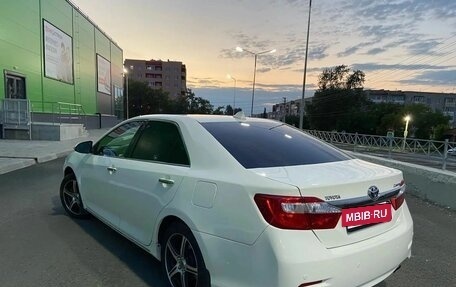Toyota Camry, 2014 год, 1 700 000 рублей, 4 фотография
