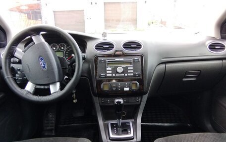 Ford Focus II рестайлинг, 2006 год, 450 000 рублей, 23 фотография