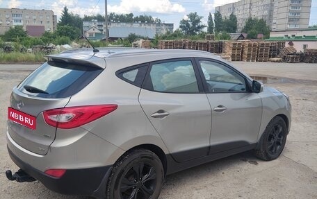 Hyundai ix35 I рестайлинг, 2010 год, 950 000 рублей, 2 фотография