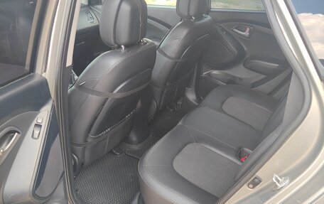Hyundai ix35 I рестайлинг, 2010 год, 950 000 рублей, 7 фотография
