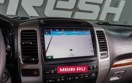 Toyota Land Cruiser Prado 120 рестайлинг, 2003 год, 2 099 000 рублей, 12 фотография
