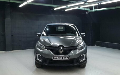 Renault Kaptur I рестайлинг, 2017 год, 625 000 рублей, 2 фотография