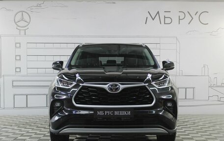 Toyota Highlander, 2023 год, 5 000 000 рублей, 4 фотография