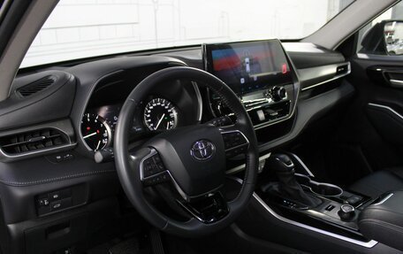 Toyota Highlander, 2023 год, 5 000 000 рублей, 13 фотография