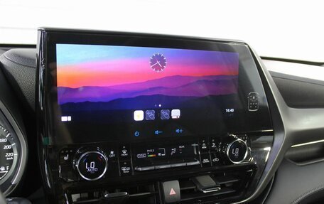 Toyota Highlander, 2023 год, 5 000 000 рублей, 21 фотография