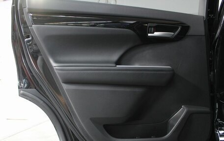Toyota Highlander, 2023 год, 5 000 000 рублей, 23 фотография