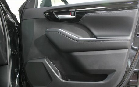 Toyota Highlander, 2023 год, 5 000 000 рублей, 33 фотография