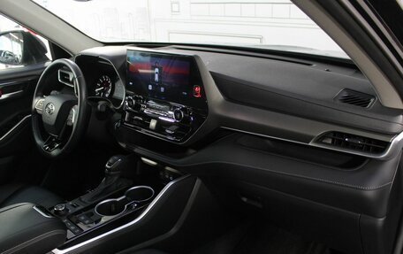 Toyota Highlander, 2023 год, 5 000 000 рублей, 36 фотография