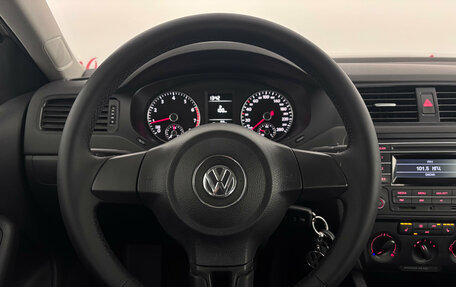 Volkswagen Jetta VI, 2013 год, 1 070 000 рублей, 11 фотография