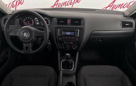Volkswagen Jetta VI, 2013 год, 1 070 000 рублей, 9 фотография