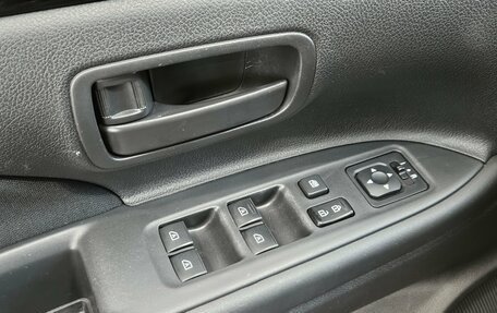 Mitsubishi Outlander III рестайлинг 3, 2019 год, 1 980 000 рублей, 17 фотография